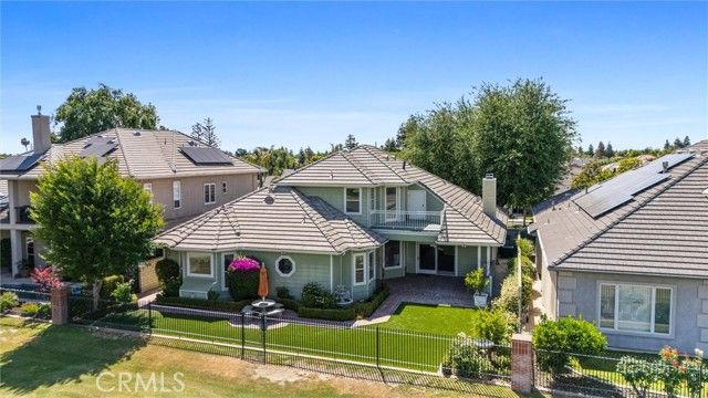 1904 Wedgemont Place, Bakersfield, CA 93311
