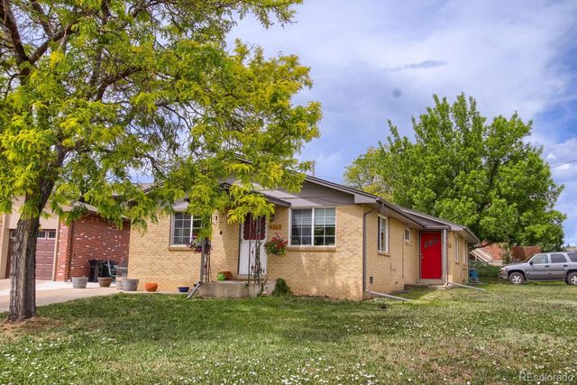 6363 Moore Circle, Arvada, CO 80004