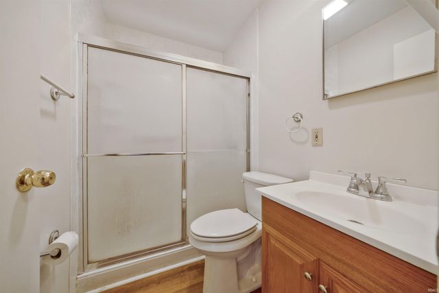 7509 E Chandler Avenue, Evansville, IN 47715