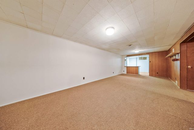 7509 E Chandler Avenue, Evansville, IN 47715