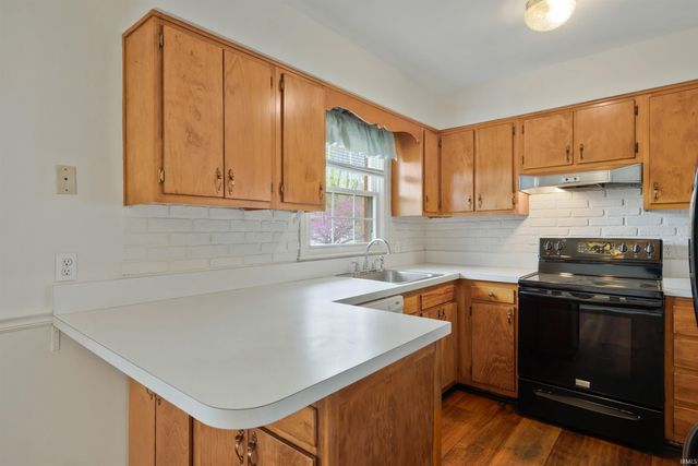 7509 E Chandler Avenue, Evansville, IN 47715