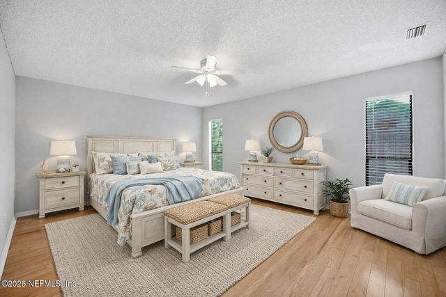 5542 GALEWIND Lane, Jacksonville, FL 32211