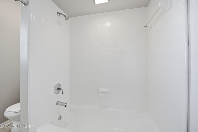 5542 GALEWIND Lane, Jacksonville, FL 32211