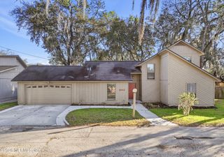 5542 GALEWIND Lane, Jacksonville, FL 32211