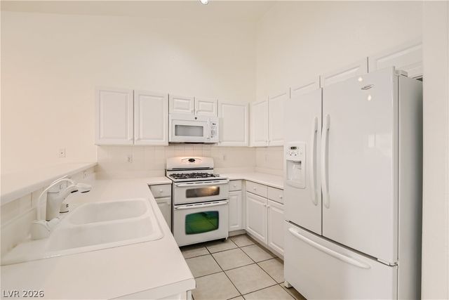 3930 Blue Gull Street, North Las Vegas, NV 89032