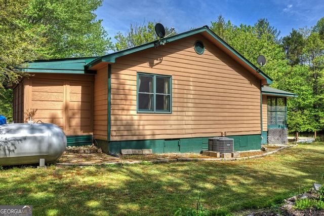111 Candlewood Lane, Blue Ridge, GA 30513