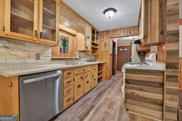 111 Candlewood Lane, Blue Ridge, GA 30513