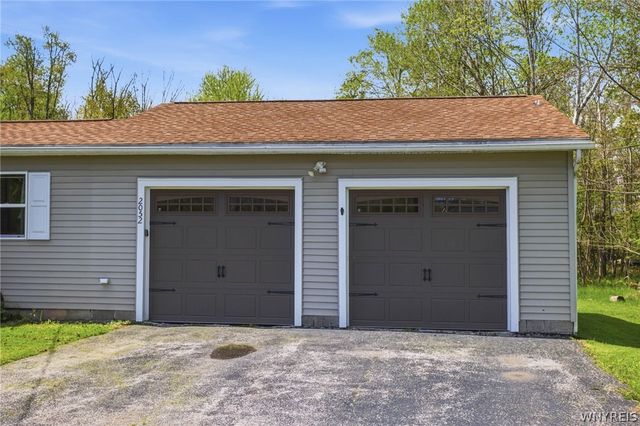 2052 Crittenden Road, Alden, NY 14004