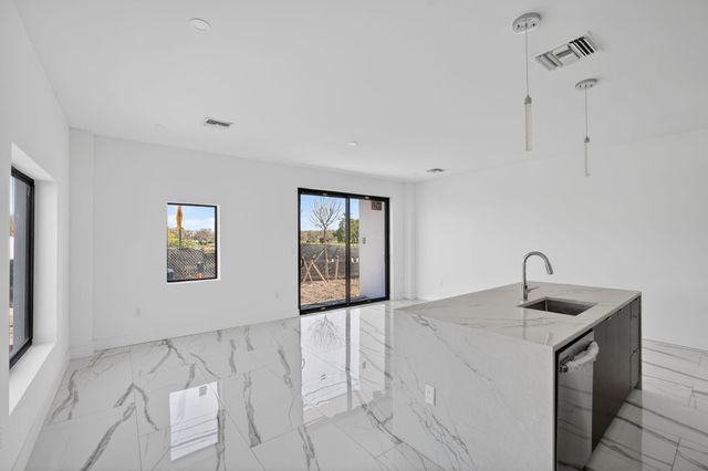 1531-1537 N Dixie Highway 1531, Pompano Beach, FL 33060