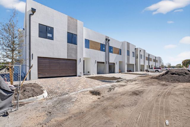 1531-1537 N Dixie Highway 1531, Pompano Beach, FL 33060