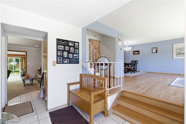 5827 Ashcroft Drive, Mayfield Heights, OH 44124