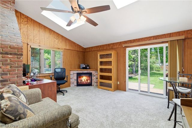 5827 Ashcroft Drive, Mayfield Heights, OH 44124
