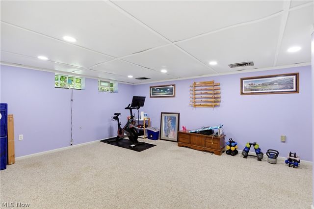 5827 Ashcroft Drive, Mayfield Heights, OH 44124
