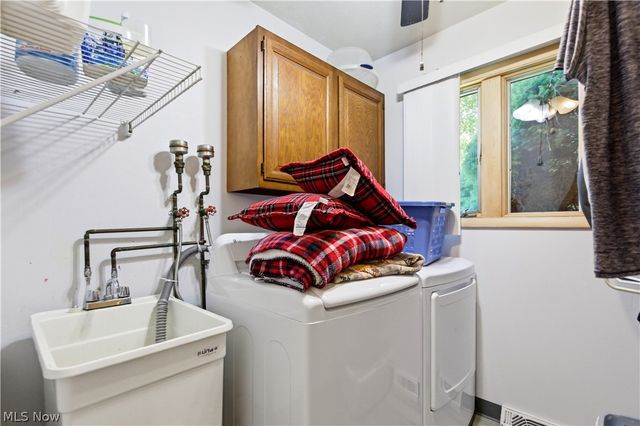 5827 Ashcroft Drive, Mayfield Heights, OH 44124