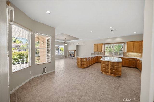 42248 Chisolm Trail, Murrieta, CA 92562
