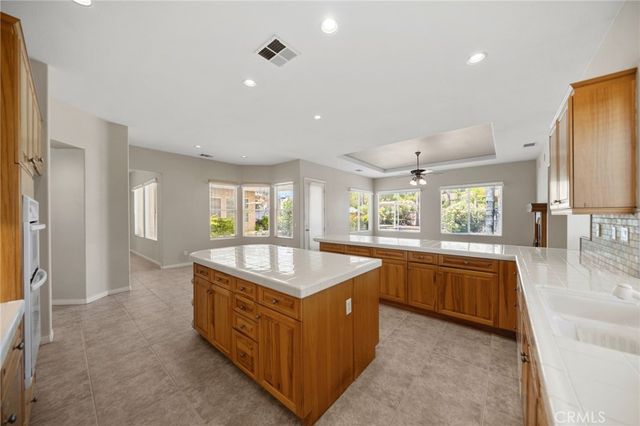 42248 Chisolm Trail, Murrieta, CA 92562