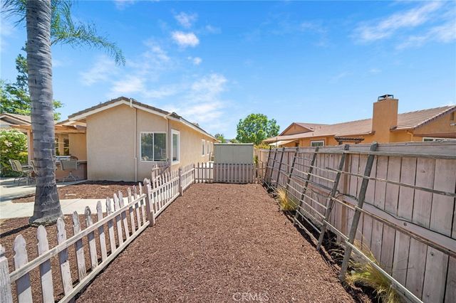 42248 Chisolm Trail, Murrieta, CA 92562