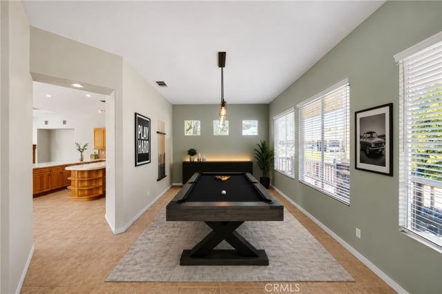 42248 Chisolm Trail, Murrieta, CA 92562