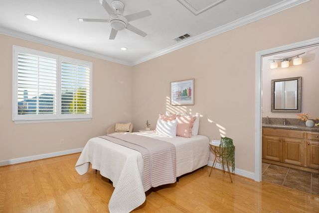 4717 Chestnut Ct, Dublin, CA 94568