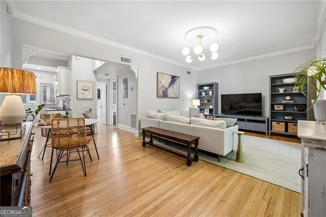 22 Collier Road NW 7, Atlanta, GA 30309