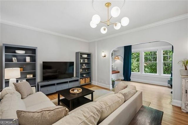 22 Collier Road NW 7, Atlanta, GA 30309