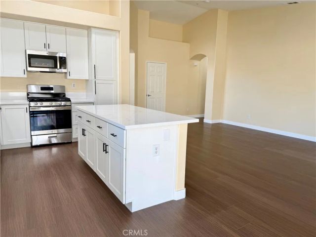 17210 Volante Court, Fontana, CA 92337