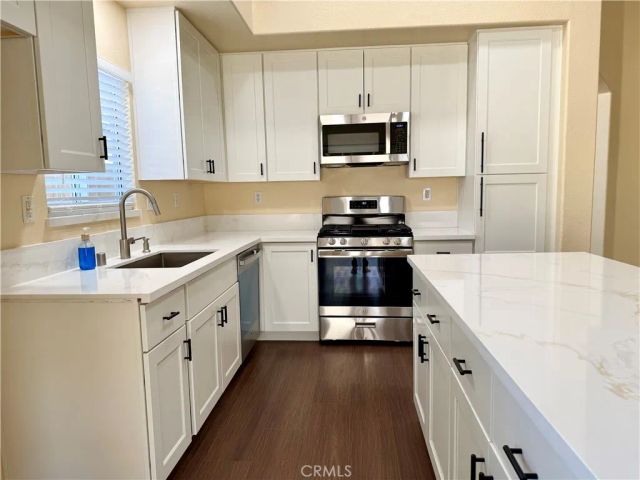 17210 Volante Court, Fontana, CA 92337