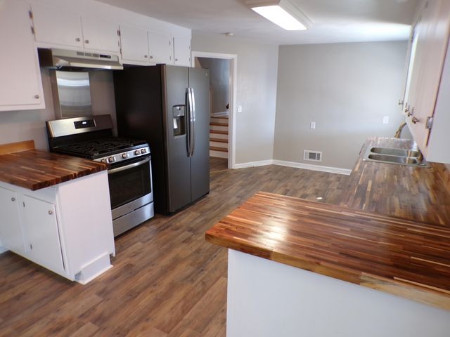 133 Maplelawn AVE, Roanoke, VA 24012