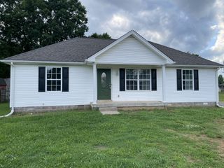 104 Ben Dr, Springfield, TN 37172