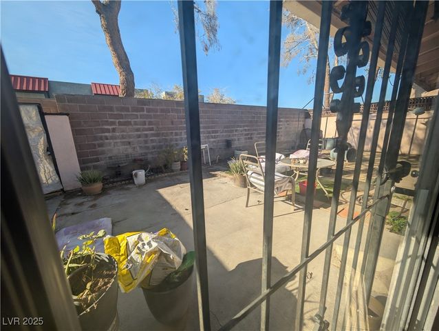 4372 Caliente Street, Las Vegas, NV 89119