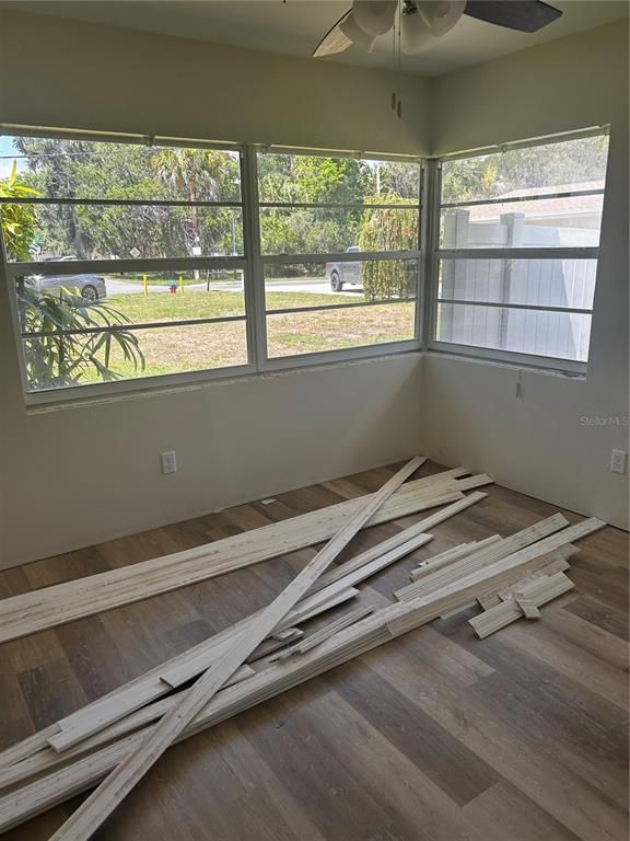 Image 15 of property listing at 11 SE KINGS BAY DRIVE, Crystal River, FL 34429