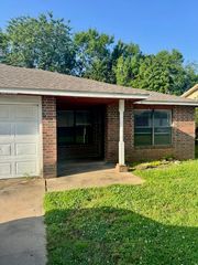 2417 W Mary Drive, Fayetteville, AR 72704