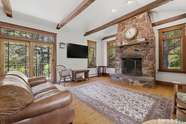 2 Quarry Road, Simsbury, CT 06070