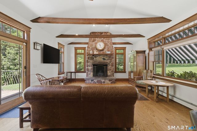 2 Quarry Road, Simsbury, CT 06070