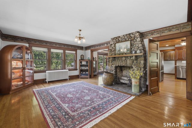 2 Quarry Road, Simsbury, CT 06070
