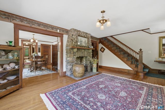 2 Quarry Road, Simsbury, CT 06070