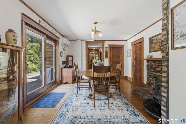 2 Quarry Road, Simsbury, CT 06070