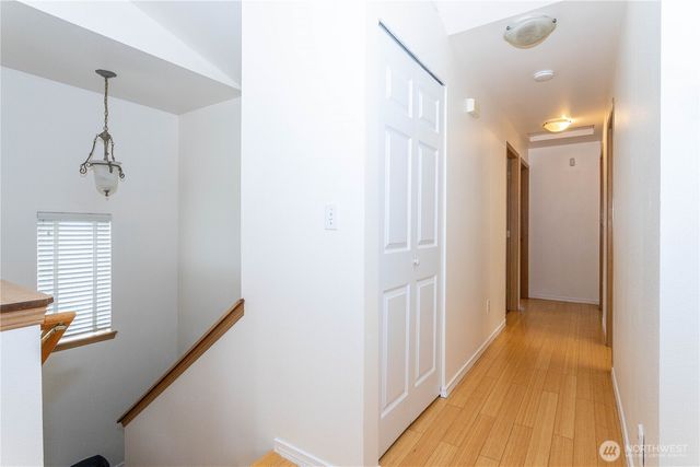 11850 44th Place S, Tukwila, WA 98178