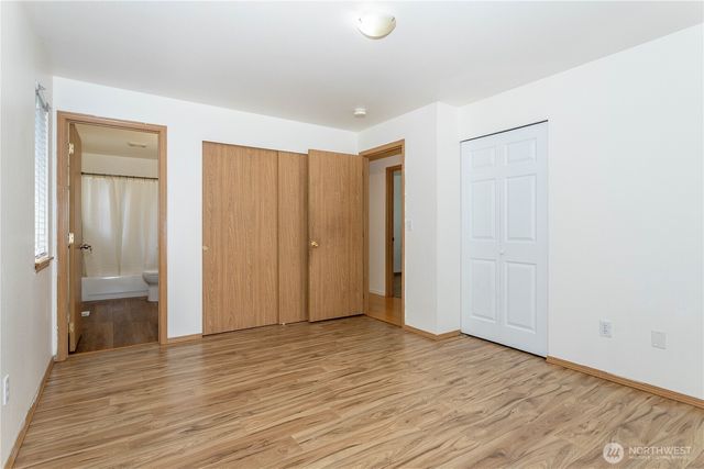 11850 44th Place S, Tukwila, WA 98178