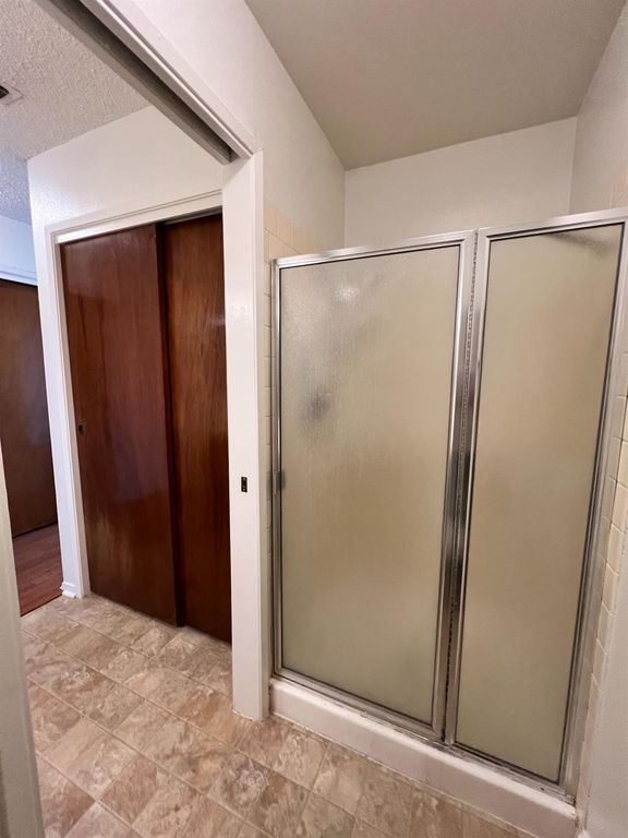 Image 18 of property listing at 4869 E Butler Avenue # 102, Fresno, CA 93727