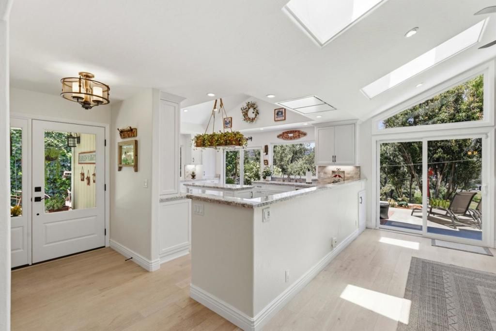 Image 11 of property listing at 16989 Sara Jane Lane, Morgan Hill, CA 95037