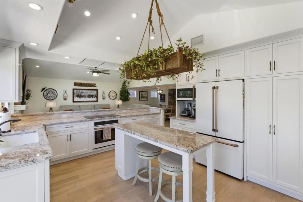 Image 15 of property listing at 16989 Sara Jane Lane, Morgan Hill, CA 95037