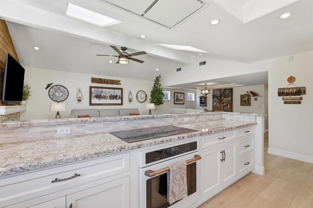 Image 17 of property listing at 16989 Sara Jane Lane, Morgan Hill, CA 95037