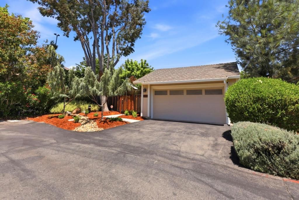 Image 3 of property listing at 16989 Sara Jane Lane, Morgan Hill, CA 95037