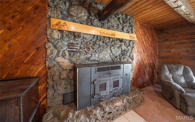 21303 Teardrop Road, Devils Elbow, MO 65457