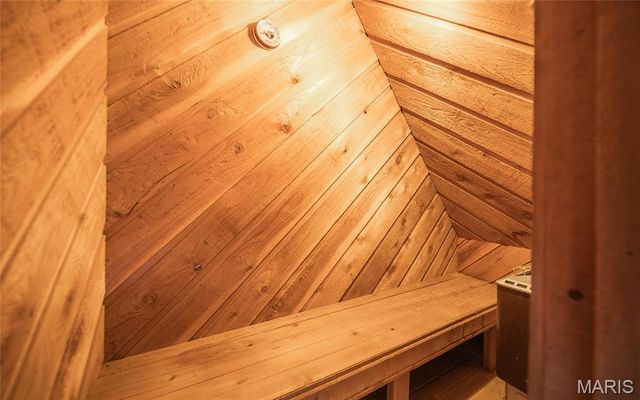 21303 Teardrop Road, Devils Elbow, MO 65457