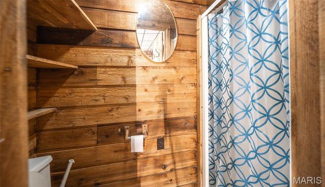 21303 Teardrop Road, Devils Elbow, MO 65457