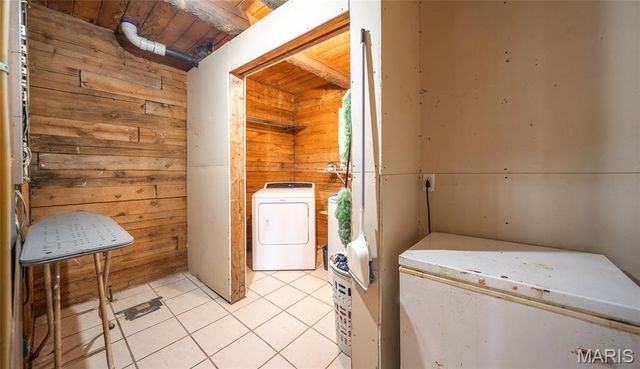 21303 Teardrop Road, Devils Elbow, MO 65457