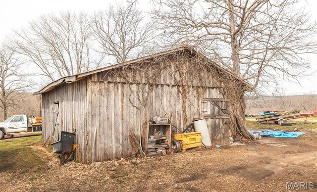 21303 Teardrop Road, Devils Elbow, MO 65457