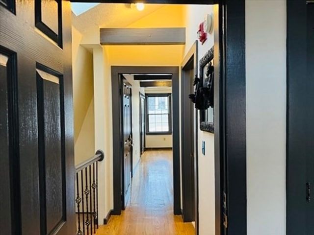 125 Essex St 2, Salem, MA 01970